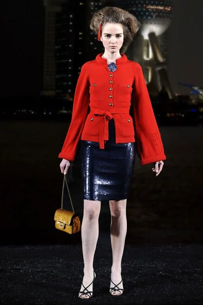 Look 34